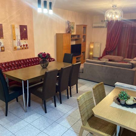 شقة Voula'S Dream House Néa Péramos المظهر الخارجي الصورة